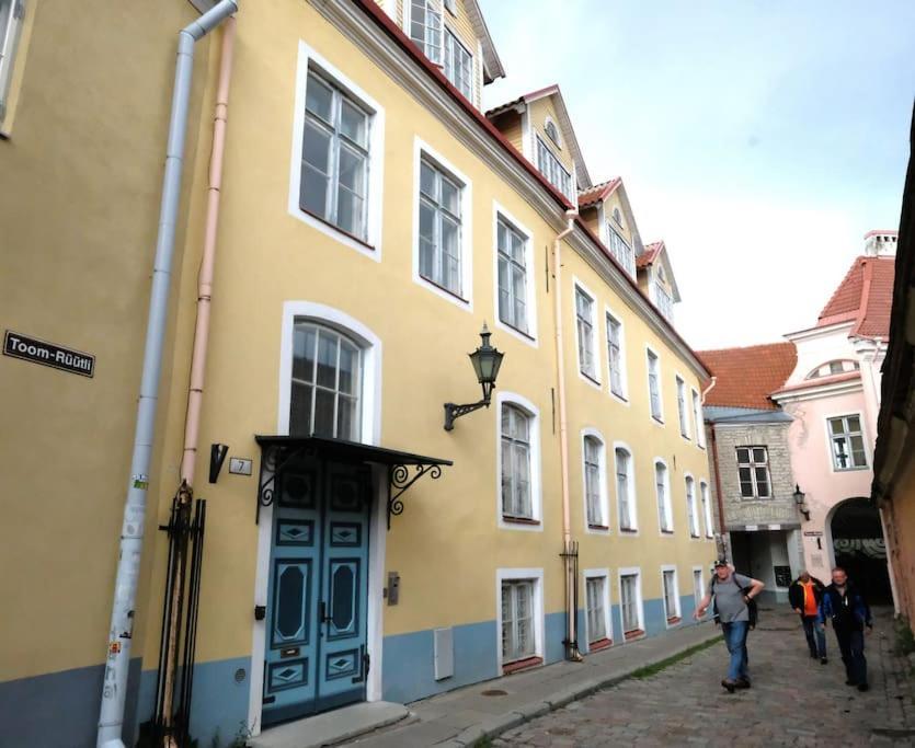 Tallinn City Apartments 4 Bedroom Toompea Old Town Exterior photo